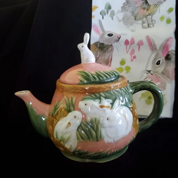 Vintage Teapot - Picture 5 of 12